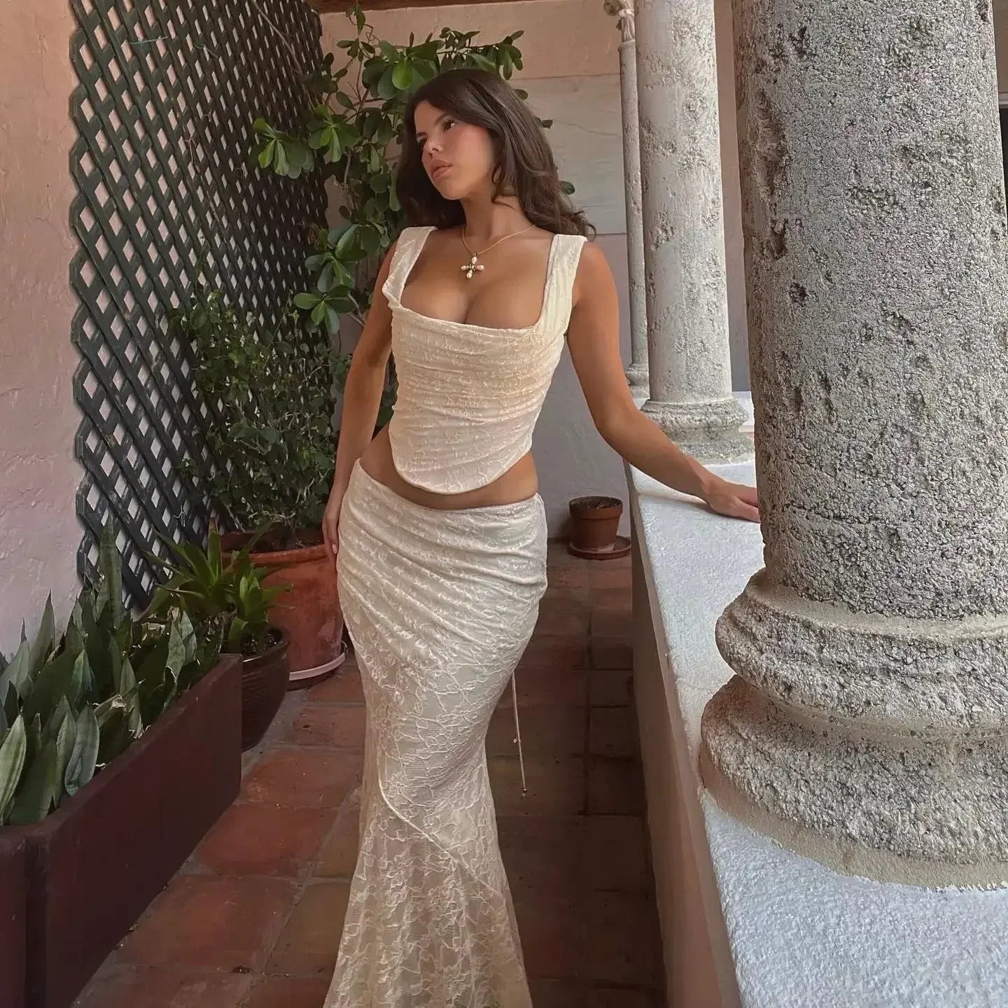 Elegant Sexy Cropped Top and Skirt